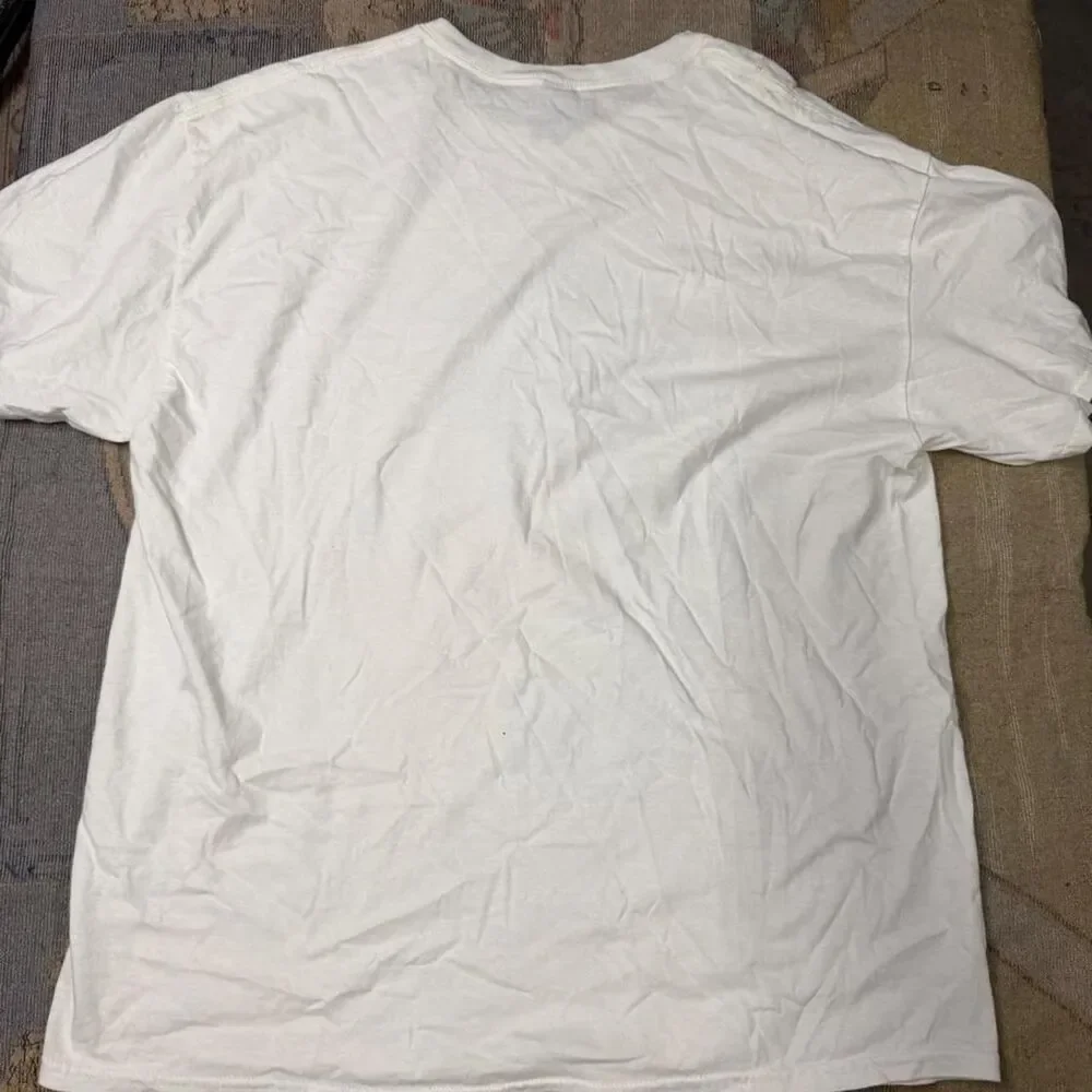 Gildan Men's White T-shirt